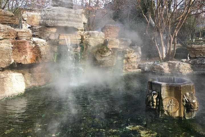 Tangshan Hot Springs & Hot Pot: Half-Day Soak from Nanjing