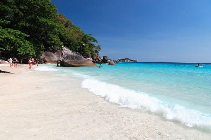 Similan Islands Speedboat Snorkel Tour from Phuket — Full-Day Guide photo 5