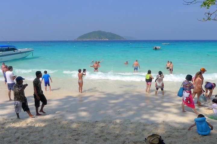 Similan Islands Speedboat Snorkel Tour from Phuket — Full-Day Guide photo 6