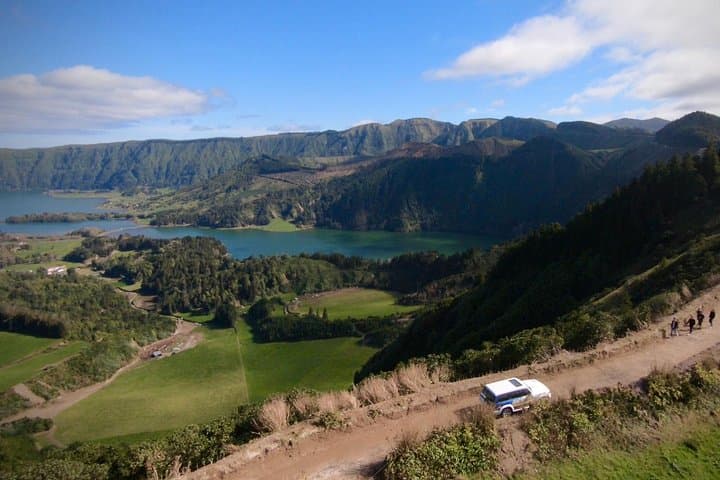 Half-Day Sete Cidades Jeep Tour: Lakes & Caldera Views on São Miguel photo 4