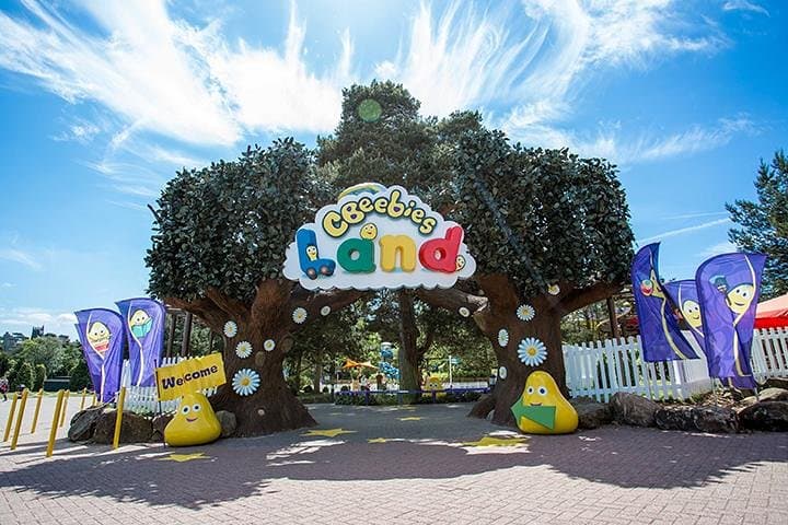 Alton Towers Resort Two-Day Ticket — How to Make the Most of Britain’s Biggest Theme Park photo 3