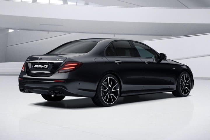 Abu Dhabi City to AUH Airport Transfer by Business Car — Private Pickup & Meet-and-Greet photo 2