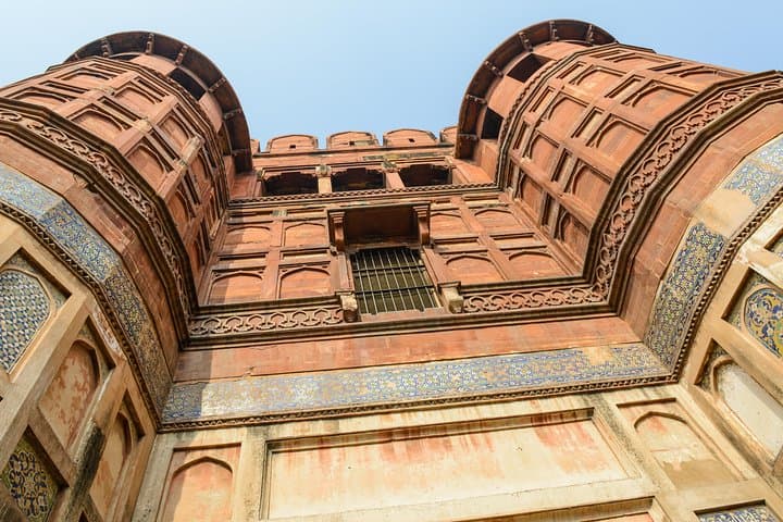 Bangalore to Taj Mahal Same-Day Flight Tour: Agra Highlights with Skip-the-Line Access photo 2