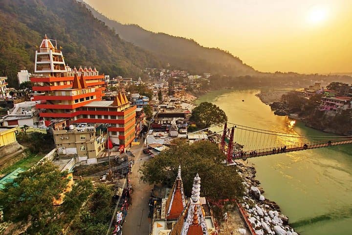 Rishikesh on Foot: A Private Walking Tour from Lakshman Jhula to Parmarth photo 5