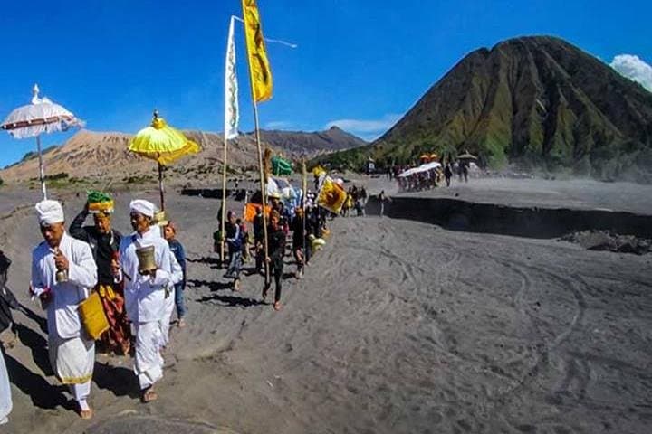 3-Day Tumpak Sewu, Bromo & Ijen Tour from Surabaya photo 5