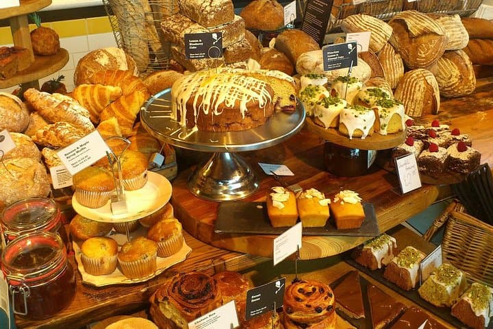 Tailored London Dessert Tour: Private Cakes, Chocolates & Gelato Tasting photo 5