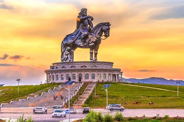 Best 5-Day Central Mongolia Tour — Hustai, Elsen Tasarkhai & Kharkhorin photo 2