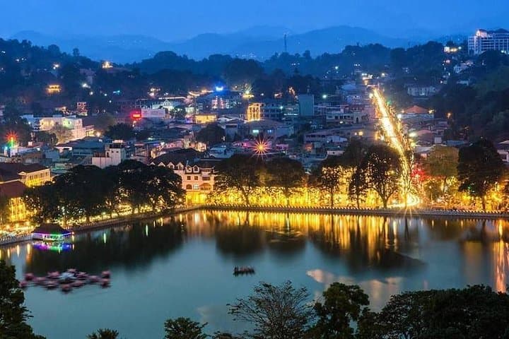 Day Tour of Kandy: Temple of the Tooth, Royal Botanical Gardens & Cultural Highlights photo 2