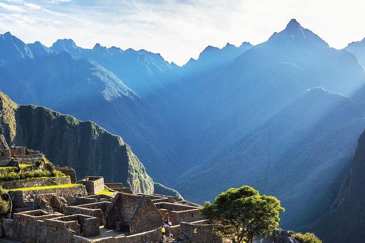 One-Day Machu Picchu Tour from Cusco by Tourist Train photo 6