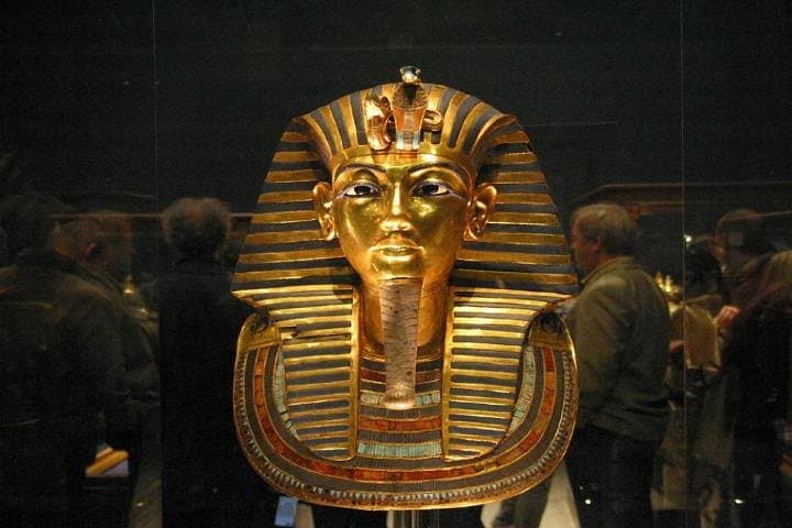 Giza Pyramids Day Tour: Camel Ride, Sphinx & Egyptian Museum in Cairo photo 3