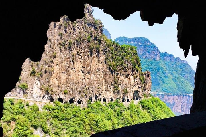 Guoliangcun Cliff Village: Private Day Tour from Luoyang to the Tunnel Road photo 6