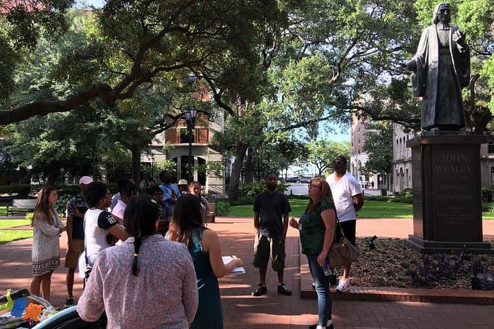 Welcome to Savannah: Guided Historic Walking Tour of the Historic District photo 2