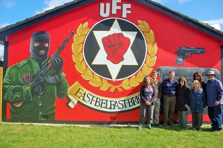 Belfast Black Taxi Tour: The Troubles, Murals & Peace Walls in 2 Hours photo 2