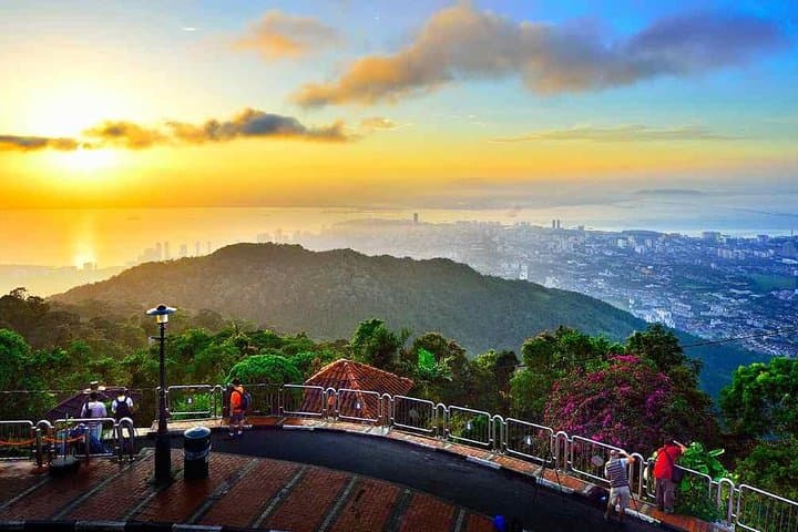 Penang Day Trip: Fast-Lane Penang Hill & Kek Lok Si Temple from George Town photo 2