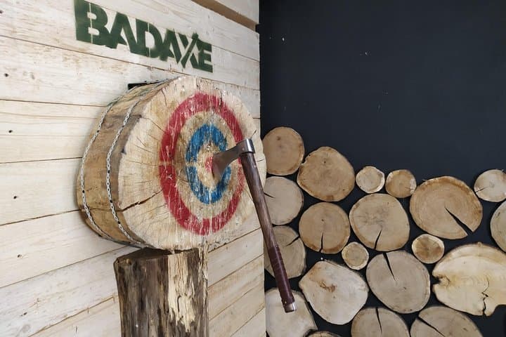 Axe Throwing in Kraków: Viking-Style Lanes at Bad Axe photo 4