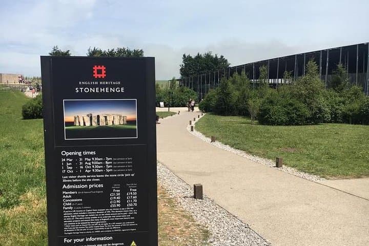 Stonehenge & Salisbury Shore Excursion from Southampton: Private 5‑Hour Tour photo 5