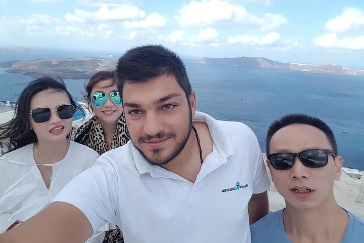 Santorini Private Custom Sightseeing Tour — Fira, Oia & Beaches photo 4