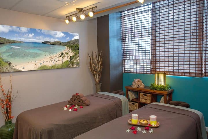 90-Minute Queen Massage in Honolulu | Deep-Relaxation Spa on Ward Avenue photo 5