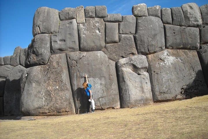 Traditional Cusco & Machu Picchu: 3-Day Panoramic Train Experience photo 4