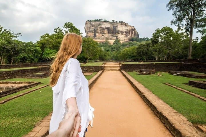 4-Day Cultural Tour from Colombo: Kandy, Sigiriya, Trincomalee & Anuradhapura photo 2