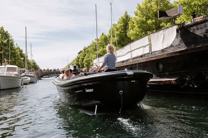 Captain's Favorite Canal Tour: Social Sailing Through Copenhagen Harbor photo 3
