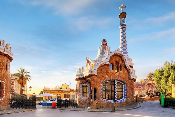 Park Güell Guided Tour: Skip-the-Line Insights & Practical Tips photo 4
