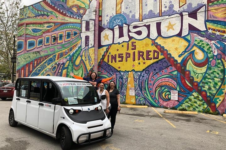 Private Houston Mural Instagram Tour by Golf Cart — Best Photo Spots in Downtown