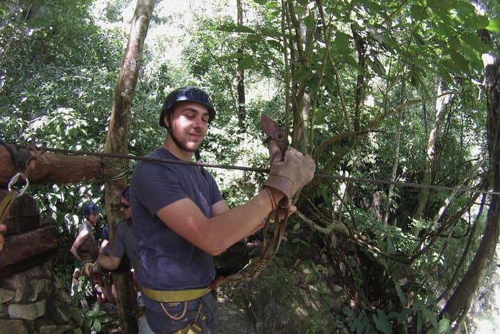 Medellin Zipline and Christmas Lights Combo Tour — Zip, Walk & Celebrate photo 5