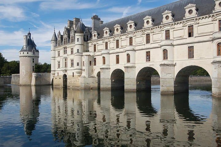 Loire Valley Castles Day Trip from Paris: Chenonceau, Chambord & Cheverny photo 2