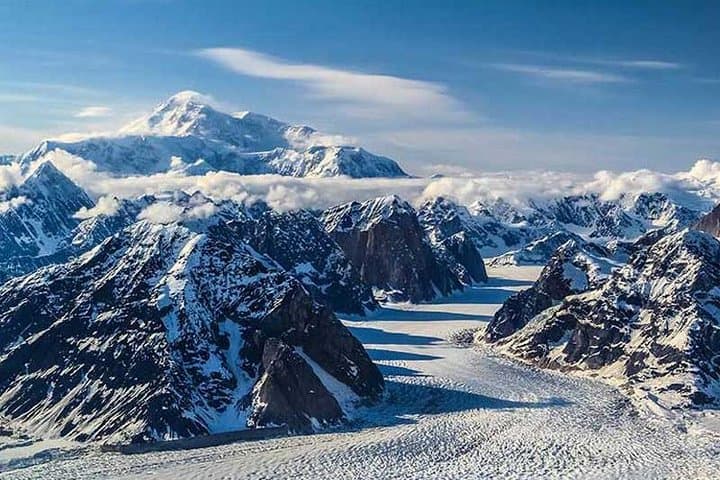 Denali Winter Flightseeing from Talkeetna: Kahiltna Glacier & Alaska Range Tour photo 3