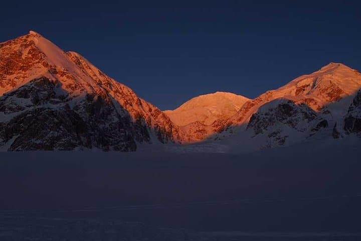 Denali Winter Flightseeing from Talkeetna: Kahiltna Glacier & Alaska Range Tour photo 6