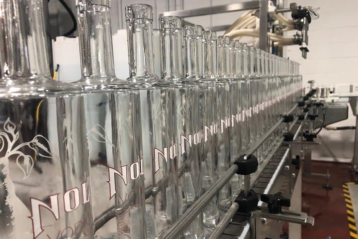 New Orleans Distillery Tasting Tour — Handcrafted Spirits & Cocktails