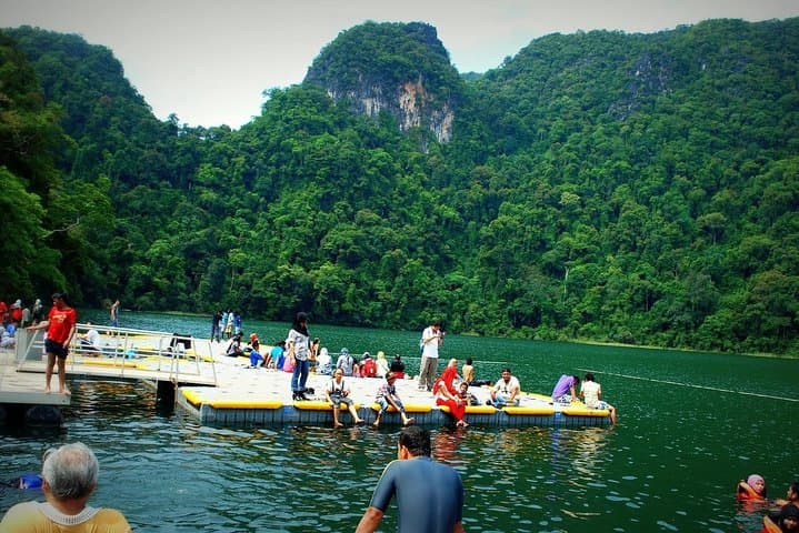 Langkawi Island Hopping: Dayang Bunting, Beras Basah & Eagle Feeding Tour photo 2