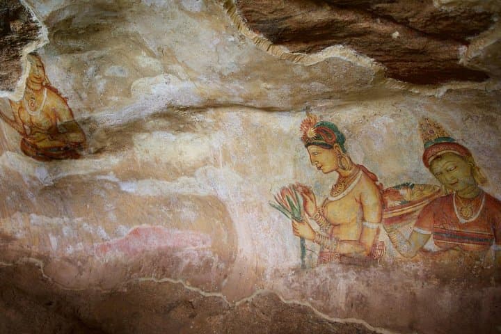 Colombo to Sigiriya: Private Day Tour to Dambulla & the Pidurangala Summit photo 6