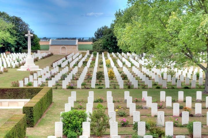 Juno Beach Normandy D-Day Tour from Paris — Juno Beach, Bunkers & Canadian Cemetery photo 4