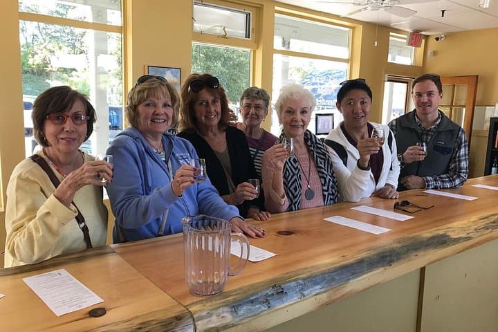 Kennebunkport Lunchtime Food Walking Tour: Taste Maine’s Coastal Flavors photo 2