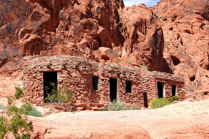 Valley of Fire and Lost City Museum Tour — Day Trip from Las Vegas photo 4