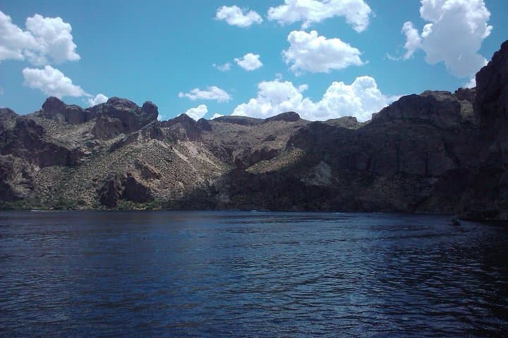 Exploring Arizona’s Apache Trail and Canyon Lake with Dolly Steamboat photo 2