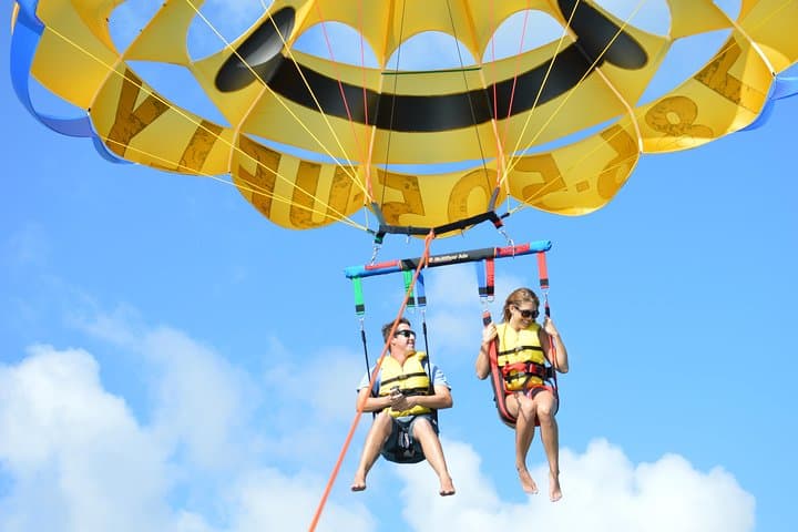Parasailing in Miami: Dinner Key Scenic Flights with Miami Watersports