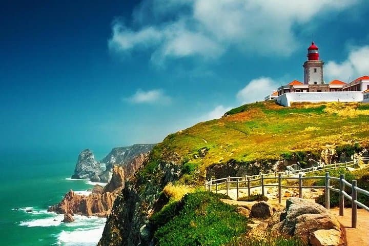 Coastal Escape from Lisbon: Private Estoril & Cascais Day Trip to Cabo da Roca