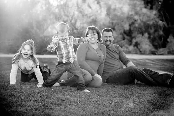 Palm Springs Vacation Photographer: Private 30-Minute Photo Sessions & Local Guides photo 2