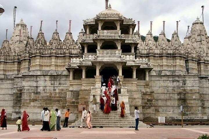 Udaipur to Kumbhalgarh & Ranakpur: 2-Day Cultural Tour of Palaces, Forts and Marble Temples photo 5