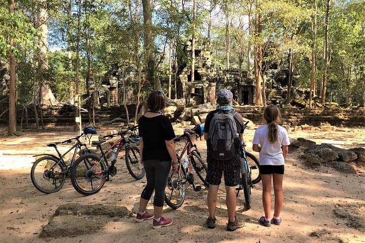 Angkor Sunrise: 3-Day Private Bike Tour from Siem Reap photo 1