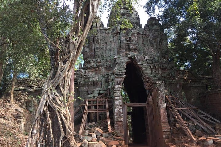 Angkor Sunrise: 3-Day Private Bike Tour from Siem Reap photo 3