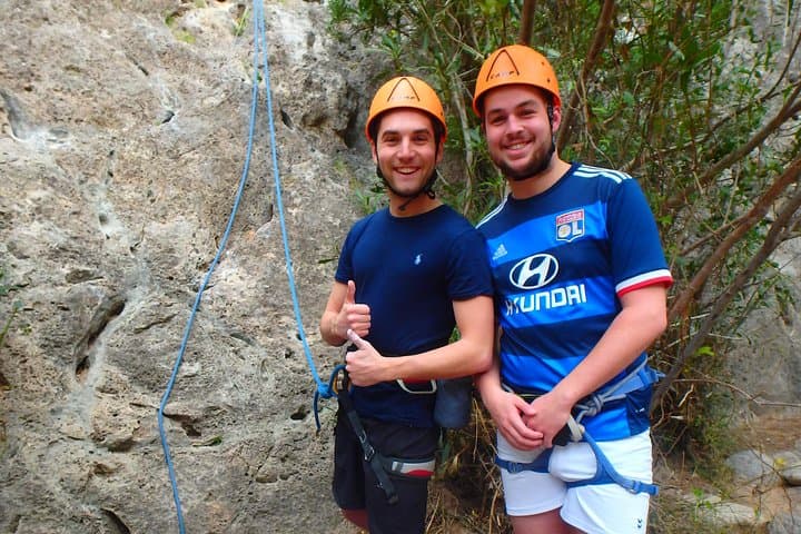 Beginner Rock Climbing in Montanejos: A 3-Hour Intro Near Hot Springs photo 1