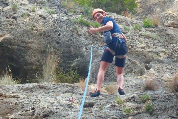 Beginner Rock Climbing in Montanejos: A 3-Hour Intro Near Hot Springs photo 2