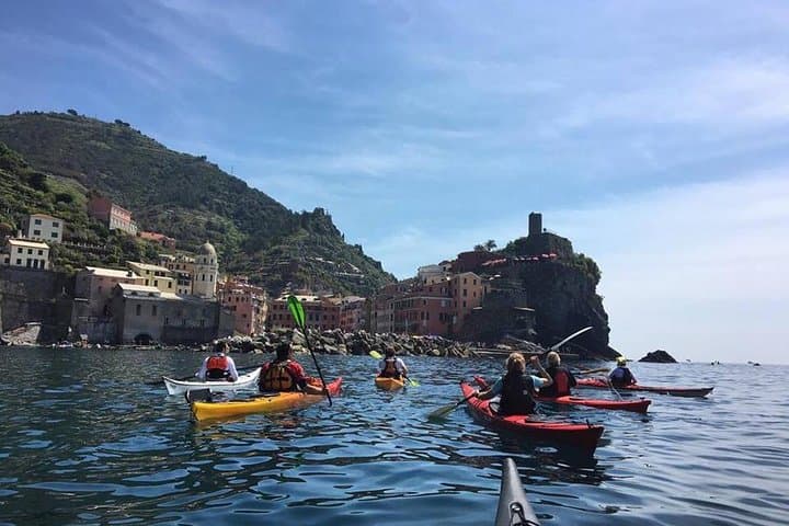 Kayak the Cinque Terre Coast: 3-Hour Paddle from Monterosso