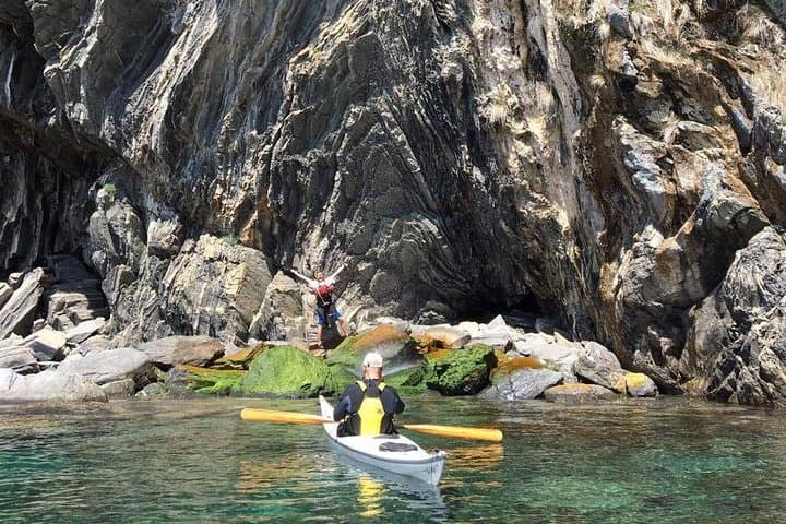 Kayak the Cinque Terre Coast: 3-Hour Paddle from Monterosso photo 2