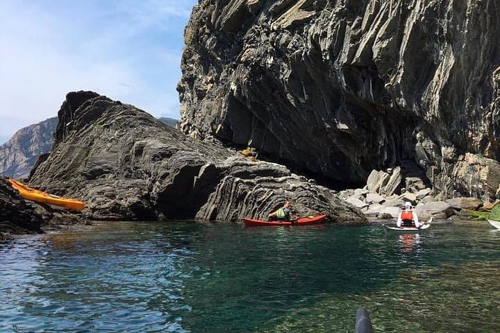 Kayak the Cinque Terre Coast: 3-Hour Paddle from Monterosso photo 3