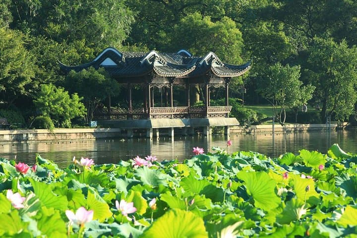 2-Day Suzhou and Hangzhou Bullet Train Private Tour from Shanghai photo 4